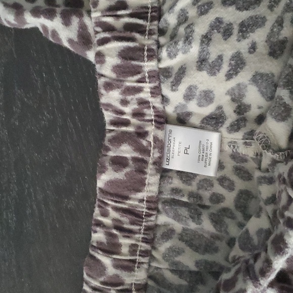 Liz Claiborne Taupe leopard flannel PJ/lounge pants. - Picture 3 of 3